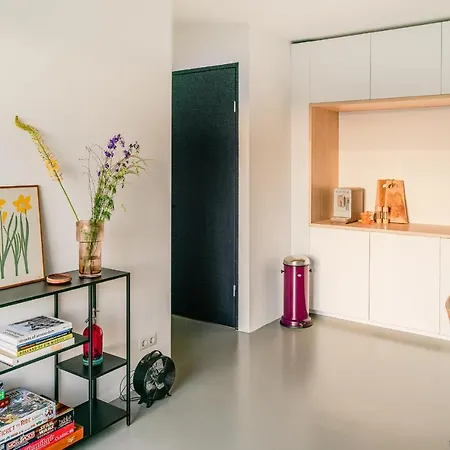 Unique Boutique 45m2 With Amazing Views أمستردام