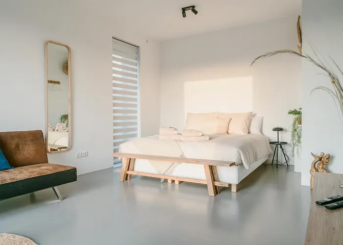 Elegant Boutique Apartment 45M2 W Amazing Views Apartment *